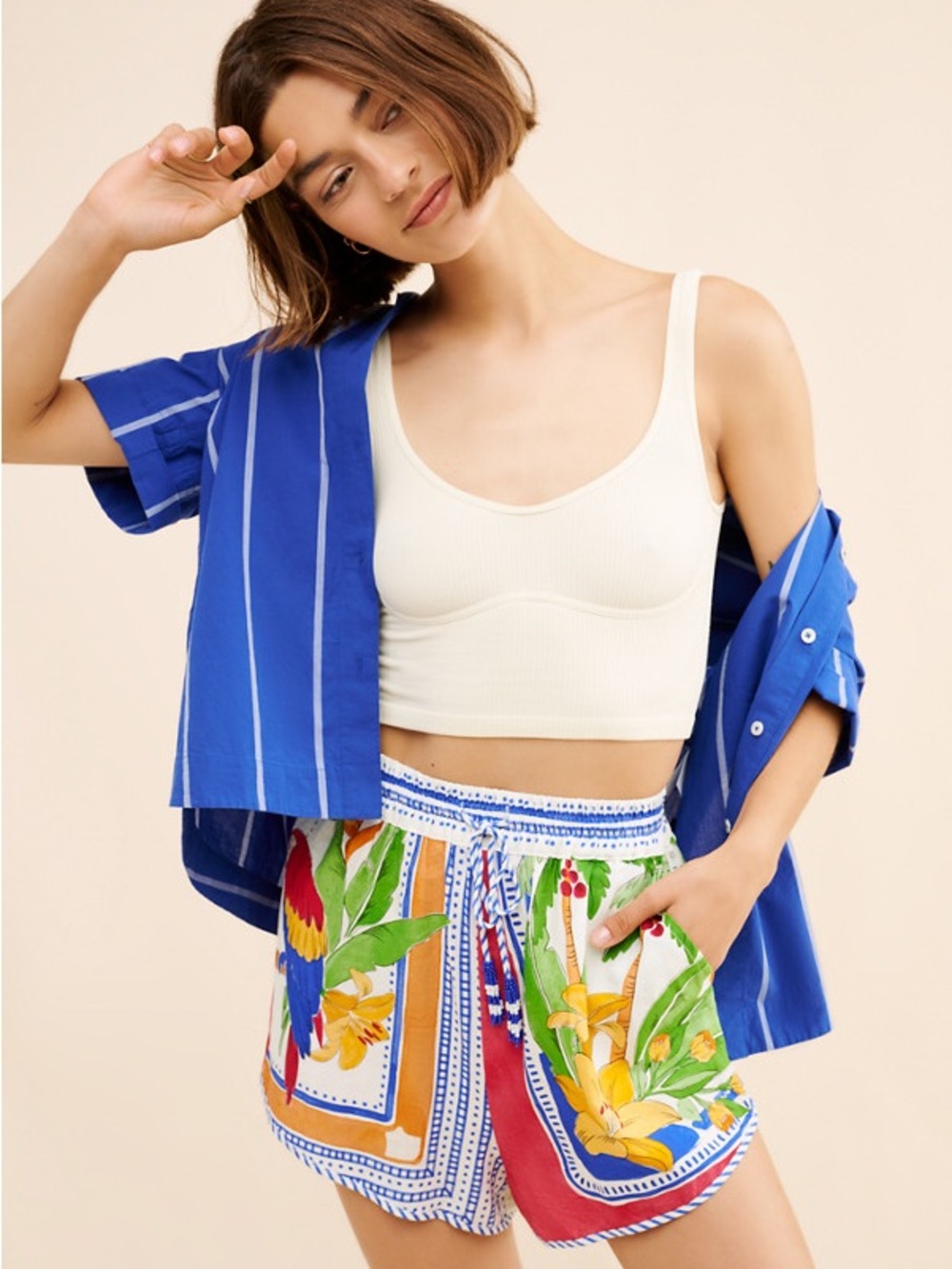 FARM Rio Multicolor Tropical Parrot Print Drawstring Shorts  missing tassels - Picture 2 of 4